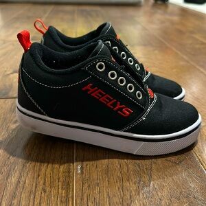 Heelys size 13